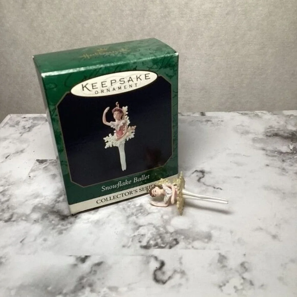 Hallmark Keepsake Miniature Ornament Lot 4pc Victorian Skater Polar Buddies 90s
